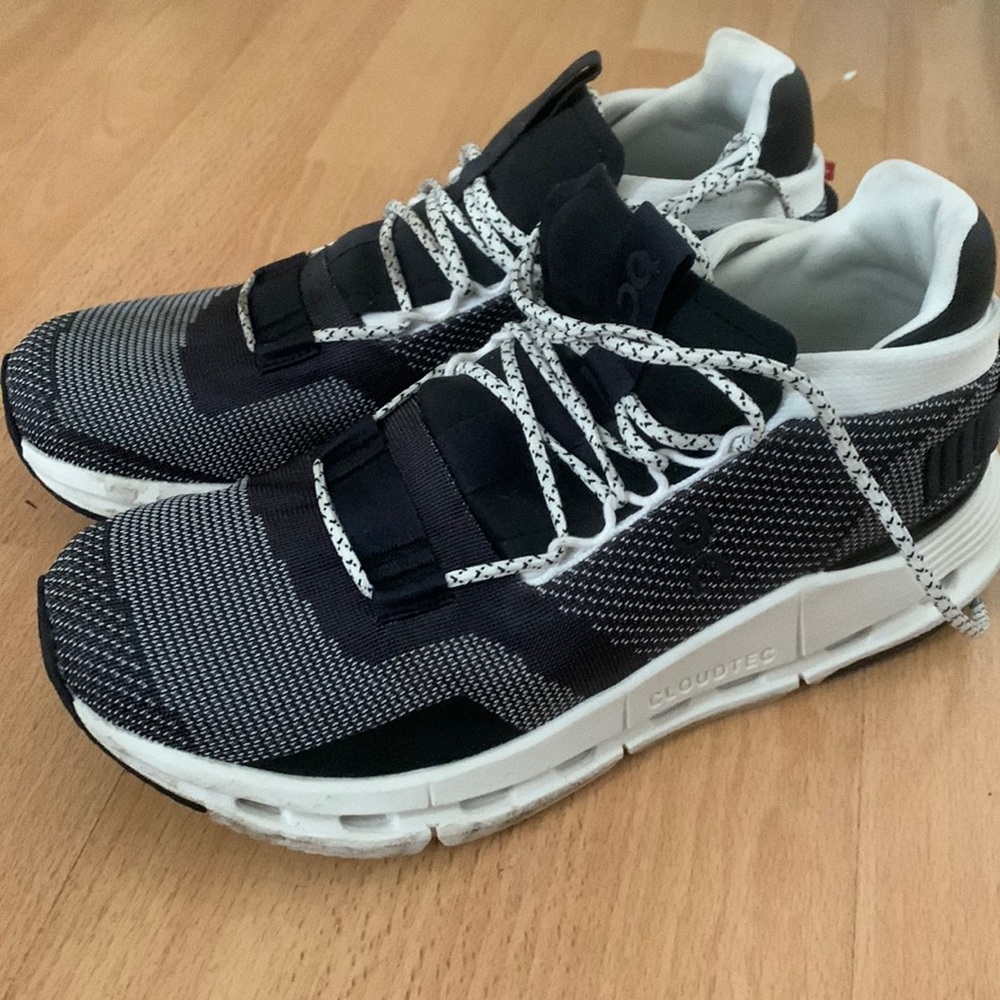 On CloudTec sneakers size 8.5 stained but in good condition
